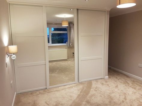 Sliderobe Doors, Built In Wardrobes Sliding Doors, Mirror Built In Wardrobe, Howdens Fitted Wardrobes, Cream Fitted Wardrobes Bedroom, Built In Wardrobe With Sliding Doors, Fitted Wardrobe Sliding Doors, Howdens Wardrobes, Built In Wardrobe Sliding Doors