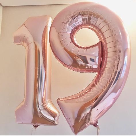 19 Birthday Balloons, 23rd Birthday Quotes, 19 Birthday Ideas For Girls, Happy Birthday 19, 19th Birthday Cakes, Birthday Balloons Pictures, Rose Gold Wedding Cakes, Happy 19th Birthday, Birthday Girl Quotes