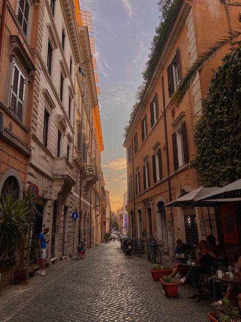 Streets Of Rome Aesthetic, Italian City Aesthetic, Rome Moodboard, Rome Buildings, Dessert Poster, Rome Aesthetic, Rome Streets, Italy Vibes, Rome Photo