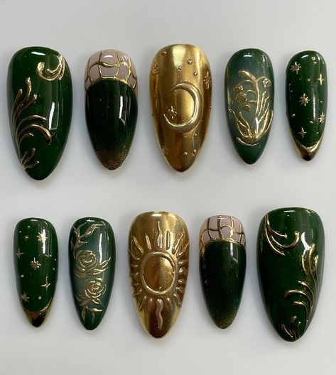 Marauders Inspired Nails, Book Of Life Nails, Hozier Inspired Nails, Tangled Theme Nails, Fall Witchy Nails, Marauders Nails, Green Grunge Nails, Green And Gold Nails Acrylic, Lord Of The Rings Nails