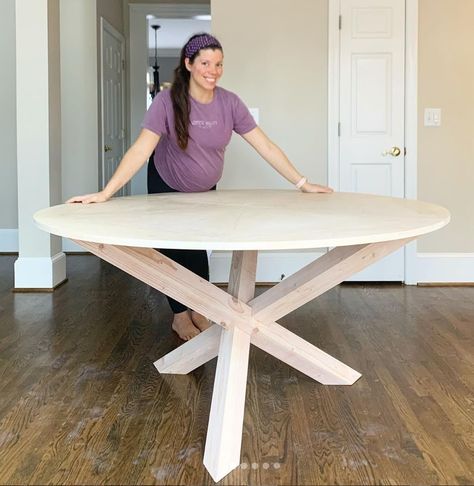 Product of Grace Designs - Tripod Table Base Diy Round Table Base, Diy Round Dining Table, Table Base Diy, Diy Tripod, Table Base Design, Diy Table Legs, Kitchen Table Legs, Garage Diy, Wood Table Diy