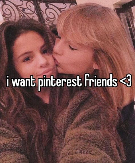 Pinterest Friends Whisper, Funny Taylor Swift, Friends Whisper, Online Friendship, Quotes Relatable, Whisper Meme, Pinterest Friends, Friends (tv Series), Friends Tv Show Quotes