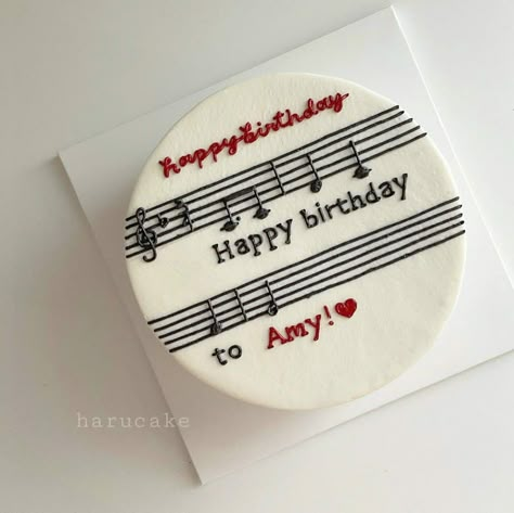 Music Birthday Cakes, Music Note Cake, Bolo Musical, Music Themed Cakes, Music Cakes, Small Birthday Cakes, Cake For Boyfriend, Fake Cakes, Music Cake