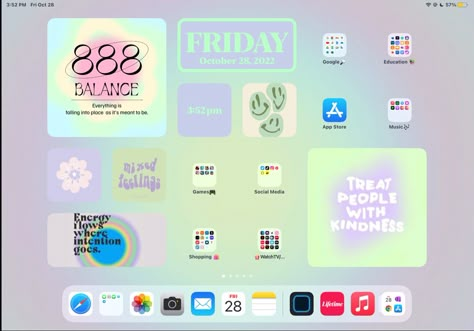 Ipad Widgets Aesthetic Pastel, Colorful Ipad Aesthetic, Aesthetic Ipad Homescreen Layout Wallpaper, Ipad Aethetic Homescreen, Aesthic Ipad Homescreen, Ipad Wallpaper Setup Aesthetic, Ipad 16 Ios, Danish Pastel Ipad Homescreen, Ipad Home Screen Inspiration