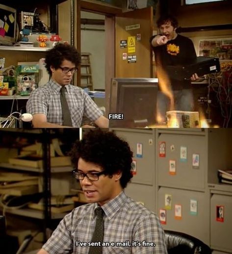 "I'll just put this over here with the rest of the fire." The It Crowd, Richard Ayoade, It Crowd, Tv Shows Funny, British Comedy, Screen Caps, Tv Quotes, Shows On Netflix, An Email