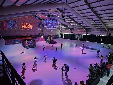 Dessert Museum, Skate Rink, Indoor Roller Skating, Holiday Romance Books, Roller Skating Rink, Space Camp, Roller Rink, Roller Disco, Dj Setup