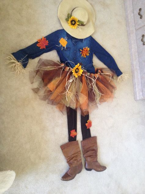 Disfraz espantapájaros mujer Diy Girls Costumes, Diy Scarecrow Costume, Last Minute Halloween Costume Ideas, Halloween Costumes Scarecrow, Diy Scarecrow, Last Minute Halloween Costume, Scarecrow Costume, Last Minute Halloween, Hallowen Costume