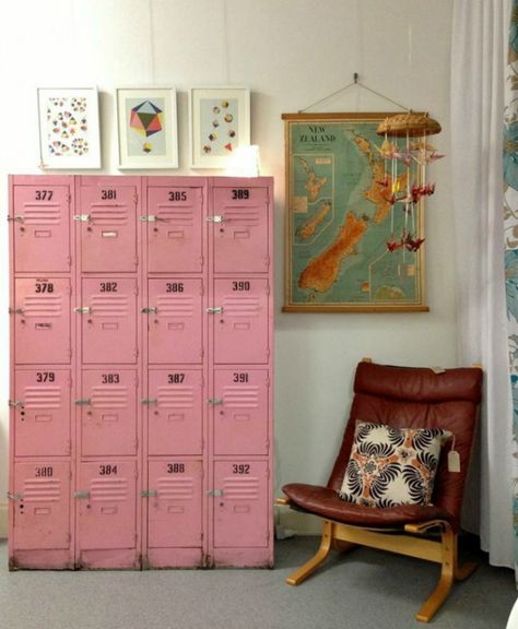 Vintage Lockers, In The Corner, Design Del Prodotto, Cheap Home Decor, My New Room, 인테리어 디자인, Interior Designer, Interior Inspiration, Home Deco