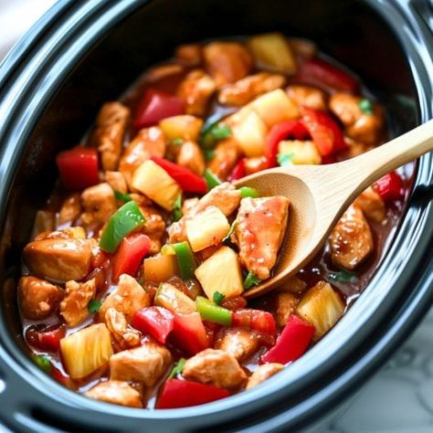 Crockpot Sweet and Sour Chicken Crockpot Sweet And Sour Chicken, Apple Dessert Recipes Healthy, Sweet And Sour Chicken Recipe, Sour Chicken Recipe, Homemade Peanut Butter Cookies, Creamy Broccoli Soup, Sweet And Sour Chicken, Better Than Takeout, Sweet Sour Chicken