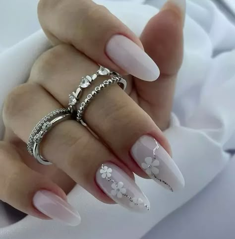 Top 18 Milky White Almond Nails - Elegance Meets Trendy Designs White Almond Nails, Fake Nails White, Milky Nails, Almond Nails Designs, White Nail Designs, Bride Nails, Milky White, Floral Nails, Stiletto Nails