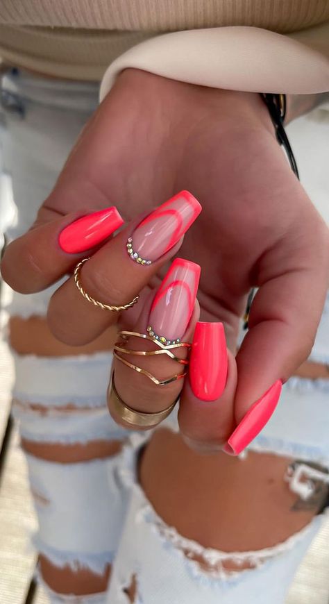 Trendy Vacation Nails, Vacation Nails Coffin, Bright Coral Nails, Neon Coral Nails, Neon Blue Nails, Coral Nails With Design, Summer Nails Neon, Bright Summer Acrylic Nails, Bright Nail Designs