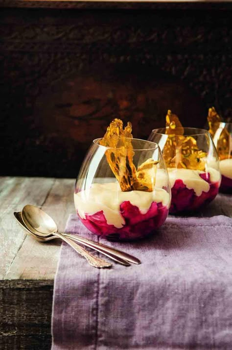 Rhubarb compote with cardamom custard and pistachio crackle Weight Watcher Desserts, Patisserie Fine, Rhubarb Compote, Rhubarb Recipes, Fancy Desserts, Plated Desserts, Food Presentation, Mini Desserts, Food Plating