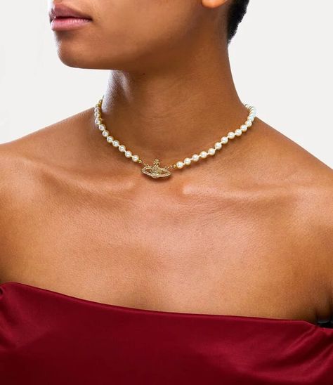 Mini Bas Relief Pearl Choker, Pearl Choker Outfit, Mini Bas Relief Choker, Gold Vivienne Westwood, Choker Outfit, Vivienne Westwood Necklace, Westwood Necklace, Get Glam, Choker Gold