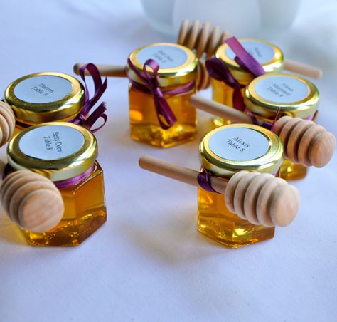 Honey Baby Shower Favor, Honey Wand, Honey Jar Wedding Favors, Wedding Favour Jars, Honey Favors, Honey Wedding Favors, Honey Jars, Honey Wedding, Wedding Favor Labels