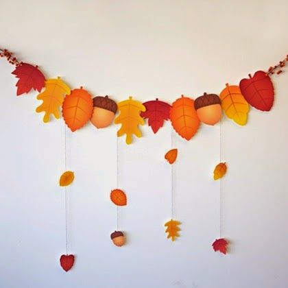 Autumn Garland, Fall Paper Crafts, Fall Classroom Decorations, Thanksgiving Activities For Kids, Autumn Paper, Autumn Activities For Kids, Autumn Crafts, Thanksgiving Activities, Leaf Garland