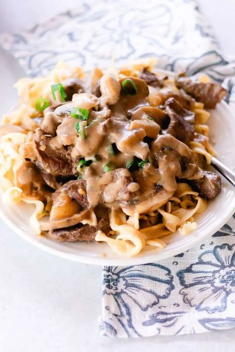 We love elk meat and a new recipe I've been making is elk steak stroganoff. It's rich in flavor and the elk meat is tender, covered in a creamy mushroom sauce, creating a hearty and satisfying meal. Steak Stroganoff, Venison Stroganoff, Elk Steak, Elk Meat, Mushroom Stroganoff, Game Recipes, Creamy Mushroom Sauce, Clean Eating Dinner, Chops Recipe