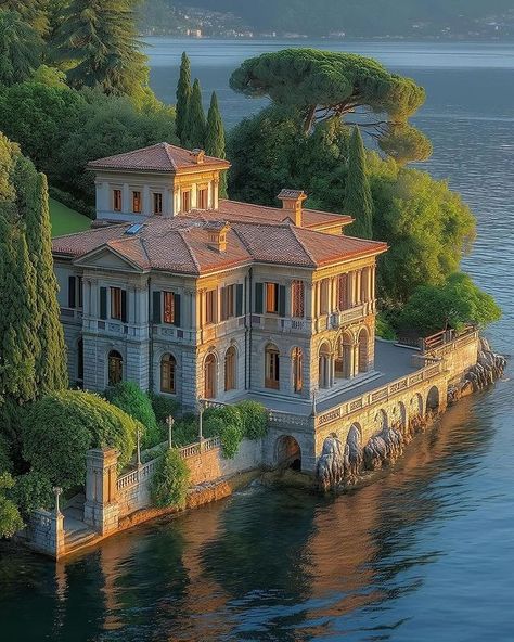 Villa In Italy, Castle House Design, Dream Villa, Italy Villa, Elegant Lifestyle, Villas In Italy, Dream Mansion, Umbria Italy, Fantasy Places