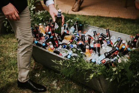 Bath Drinks Wedding, Beer Display Wedding, Beer Storage For Wedding, Beer Bath Wedding, Beer Trough Wedding, Drinks At Wedding Reception, Beer Garden Wedding Receptions, Beer Station Wedding, Beer Boy Wedding