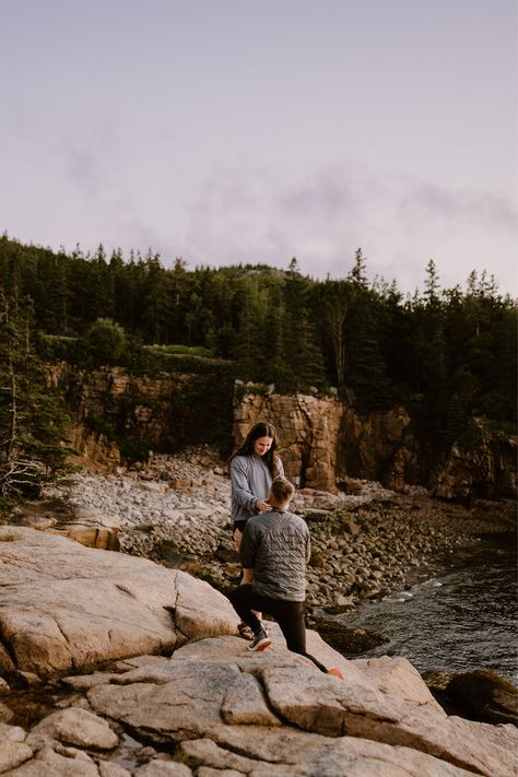 Engagement Outfit Ideas Winter, Maine Proposal, Proposal Photoshoot Ideas, Maine Engagement Photos, Surprise Proposal Photoshoot, Classic Couples, Acadia Maine, Proposal Photoshoot, Engagement Outfit Ideas