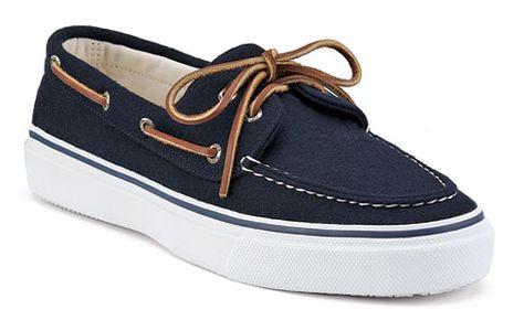 Sperry Men's Bahama / $55 Mocassin Outfit, Nautical Clothing, Futuristic Shoes, Sperry Boat Shoes, Gentleman Shoes, Mens Fashion Wear, Dress Modest, Image Swag, Best Shoes For Men