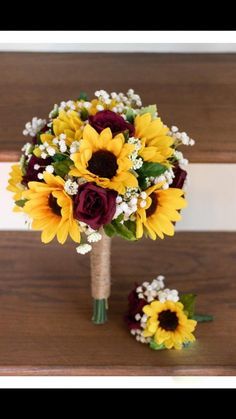 Sunflowers Roses, Sunflower Wedding Decorations, Sunflowers And Roses, Sunflower Wedding Bouquet, Sunflower Themed Wedding, Bouquet Bridesmaid, Babies Breath, Sunflower Bouquets, Bouquet Toss