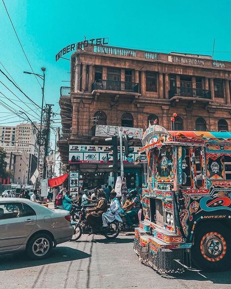 Credits to @haris__b for brilliantly capturing these shots of #Saddar, #Karachi. Saddar makes up Karachi's historic downtown and is always… Karachi Buildings, Karachi Aesthetic, Lahore Poetry, Karachi Photography, Saddar Karachi, Pakistan Aesthetic, Truck Art Pakistan, Badshahi Mosque, Pakistan Beauty