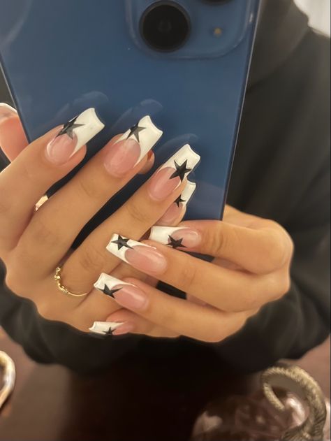 Nails Acrylic Xxl, Square Nail Ideas Medium Length, French Tip Inspo Nails, Pretty Nail Designs Acrylics, Concert Nails, Cross Nails, Long Square Nails, French Tip Nail Designs, Soft Nails