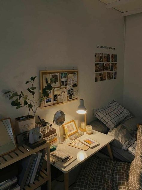 Small Room Interior, Bedroom Workspace, Study Desk Decor, Cosy Room, Small Room Decor, Study Room Decor, Redecorate Bedroom, Minimalist Room, Pretty Room