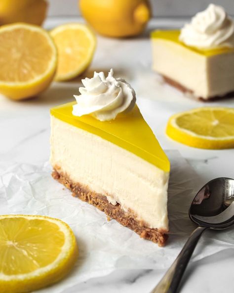 Lemon Jelly Cheesecake, Cheesecake Lemon, Lemon Cheesecake Recipes, Cheesecake Layer, No Bake Lemon Cheesecake, Nursing Cake, Resipi Kek, Lemon Cheese, Lemon Jelly