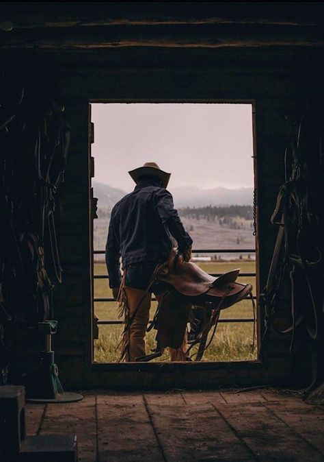 Daily Man Up (27 Photos) - Suburban Men Cowboy Photography, Western Photoshoot, Western Photo, Cowboy Ranch, Cowboy Romance, Man On Horse, Cowboy Aesthetic, Western Photography, Wild Eyes