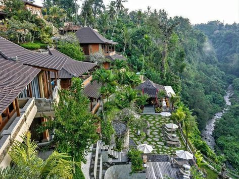 Ulun Ubud Resort Bali Hill Resort Design Concept, Cliff Homes, Mountain Resort Architecture, Resort Concept, Hill Villa, Ubud Resort, Bali Spa, Resort Ideas, Architecture Courtyard