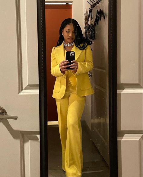 Laya Deleon Hayes, Formal Suits For Women, Prom Suits, Formal Suits, Girls Rock, Fashion Killa, Follow For More, Last Night, Business Women