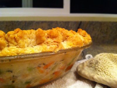 Mommy and Things: Pioneer Woman's Chicken Pot Pie Pioneer Woman Chicken Pot Pie, Homemade Pot Pie, Pioneer Woman Chicken, Pot Pies Recipes, Pot Pies, Chicken Pot Pie Recipes, Tater Tots, Chicken Dishes Recipes, Chicken Pot