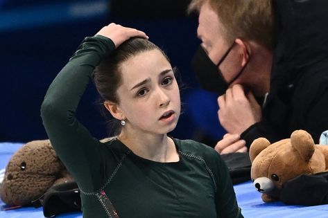 What does heart medication have to do with figure skating, and what does the Russian figure skater Kamila Valieva have to do with it? Heart Medicine, Katarina Witt, Russian Figure Skater, Ski Jumping, Take Heart, Team Events, Olympic Champion, Sport Performance, Athletic Performance