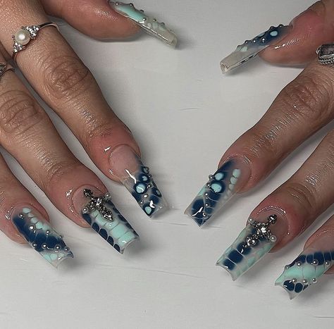 Nails With A Lot Of Charms, Ballet Core Nails, Bohemian Nails, Cute Nail Ideas, Hippie Nails, Airbrush Nails, Edgy Nails, Grunge Nails, Cute Nail