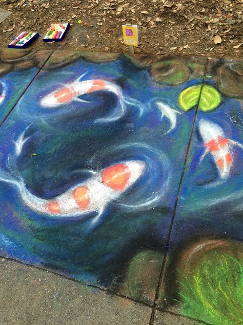 Sidewalk Chalk Drawing Ideas, Sidewalk Painting, Chalk Sidewalk Ideas, Fish Chalk Art, Drawing Chalk Ideas, Big Chalk Art, Drawing With Chalk, Ocean Chalk Art, Chalk Painting