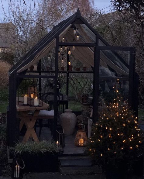 Greenhouse Dining, Christmas Greenhouse, She Shed Greenhouse, Greenhouse Decor, Cafe Plants, Log Cabin Plans, Backyard Plans, Xmas Village, Backyard Plan