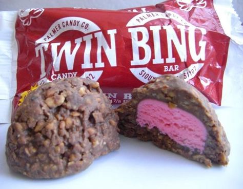 This 19th century Sioux City candy company is the home of the Twin Bing, a historic, chocolate-covered treat. Cherry Bing Bars, Bing Bars, Sioux City Iowa, Fruit Company, Candy Factory, Famous Chocolate, Candy Companies, Candy Recipes Homemade, Cherry Candy