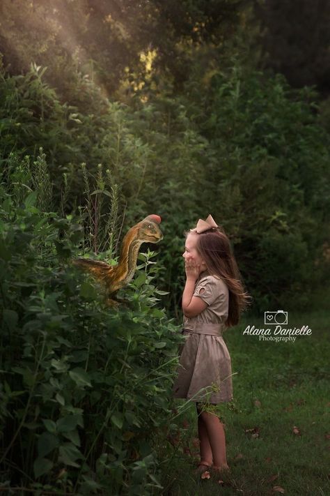 Dinosaur Photoshoot, Dinosaur Photography, Composite Photo, Children Poses, Magic Things, Girl Dinosaur Birthday, Toddler Photoshoot, Funny Photoshop, Dinosaur Pictures