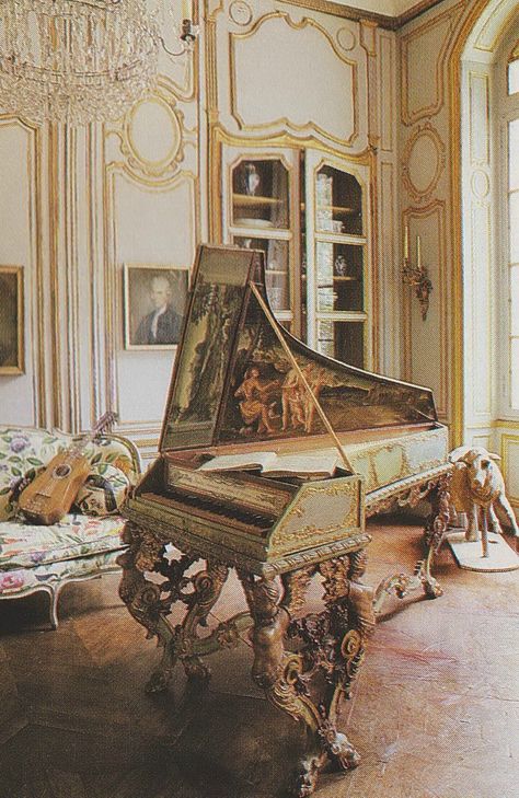 Château de Morsan – the world of antiques Old Pianos, Chateau France, Grand Piano, Vintage Glam, Music Aesthetic, Music Room, Piano Music, Classical Music, Rococo