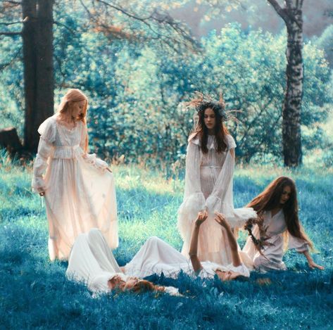 Tea Party Group Photoshoot, Tea Party Photography, Fairy Shoot, Red Rocks Colorado, Fantasy Photoshoot, Bday Shoot, Fairy Photoshoot, Colorado Photography, Photography Themes