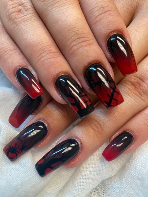 Black and Red Gel Fade with stamping Red And Black Blooming Gel Nails, Black Gel Nails, Red Gel Nails, Girly Aesthetic, Red Nail Designs, Halloween Nail Designs, Black Nails, Halloween Nails, Coffin Nails