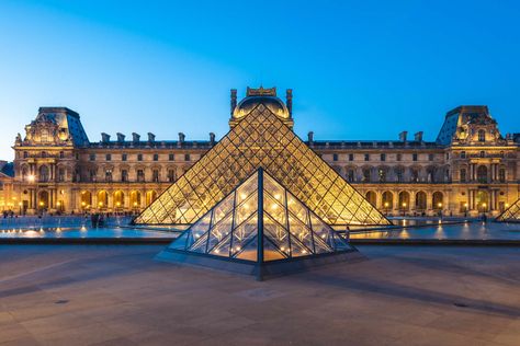 The Louvre Just Made Its Collection Free to Browse Online | Apartment Therapy Louvre Art, Ancient Greek Sculpture, Tuileries Garden, Hermitage Museum, Greek Sculpture, Party Pictures, Book Jacket, Happy Trails, Louvre Museum