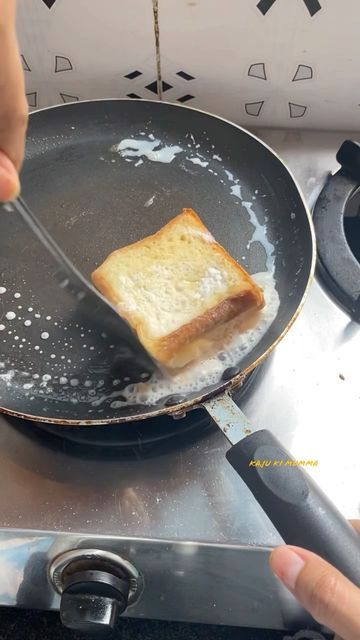 Kaju ki mumma on Instagram: "Soft bread butter toast recipe. Easy quick and easy. #indiancuisine #gharkakhana #homemadefood #easyrecipes #quickrecipes #yummy #yummyfood #reels #reelsinstagram #reelit #foodreels #trendingreels #trending #explore #explorepage #yummyrecipes #foodreel #food #foodrecipes #indianfood #butter #bread #breadrecipe #breadlover #breadtoast #toastrecipes #pestery" Recipe Easy Quick, Fried Butter, Easy Indian Dessert, Butter Toast, Soft Bread, Breakfast Bread Recipes, Butter Bread, Indian Dessert, Fry Bread