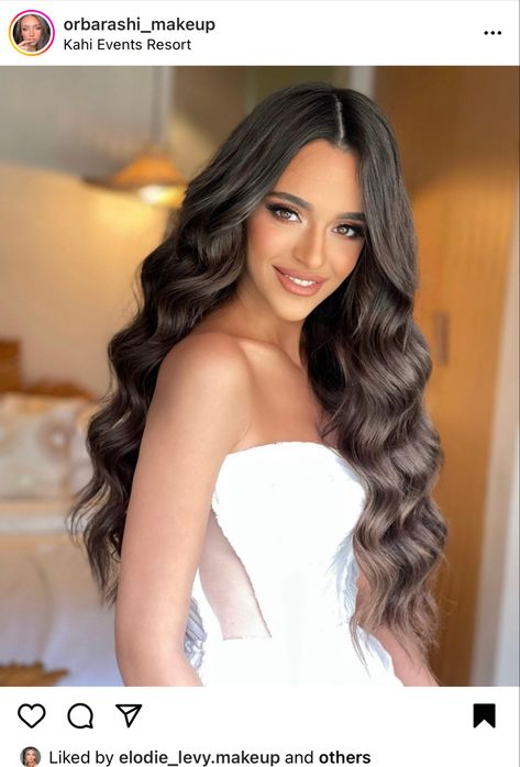 Prom Waves Long Hair, Hollywood Curls Wedding Middle Part, Hollywood Curls Middle Part, Middle Part Hollywood Waves, Soft Waves Long Hair, Hollywood Waves Middle Part, Loose Waves Wedding, Hollywood Glamour Hair, Middle Part Curls