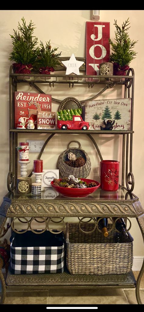 Christmas Bakers Rack Decor, Bakers Rack Christmas Decorating, Christmas Shelf Decor Ideas Kitchen, Bakers Rack Decorating, Christmas Brunch Menu, Bakers Racks, Christmas Hanging Baskets, Rack Decor, Black Christmas Decorations