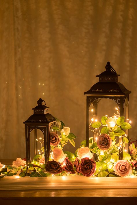 Romantic Centerpieces, Lantern Centerpiece, Lantern Centerpiece Wedding, Beach Proposal, Simple Wedding Centerpieces, Lantern Centerpieces, Centerpiece Wedding, Wedding Lanterns, Face Book