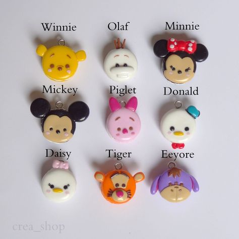 Disney Clay Charms, Disney Art Diy, Fimo Kawaii, Polymer Clay Kunst, Polymer Clay Disney, Crea Fimo, Polymer Clay Kawaii, Clay Magnets, Fimo Polymer Clay