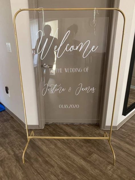 Ikea Hacks Wedding, Ikea Clothes Rack, Ikea Mulig, Ikea Rack, Diy Wedding Welcome Sign, Ikea Wedding, Diy Clothes Rack, Wedding Signs Diy, Wedding Welcome Sign