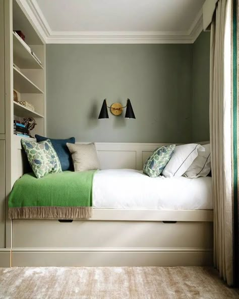 This is a tiny alcove bed with built-in storage that works really well for a small bedroom. Image credit: INSTAGRAM @EMMA_SIMS_HILDITCH Alcove Bed, London Bedroom, Bed Nook, Built In Bed, Box Room, Built In Bookcase, Tiny Bedroom, Trundle Bed, Top Interior Designers